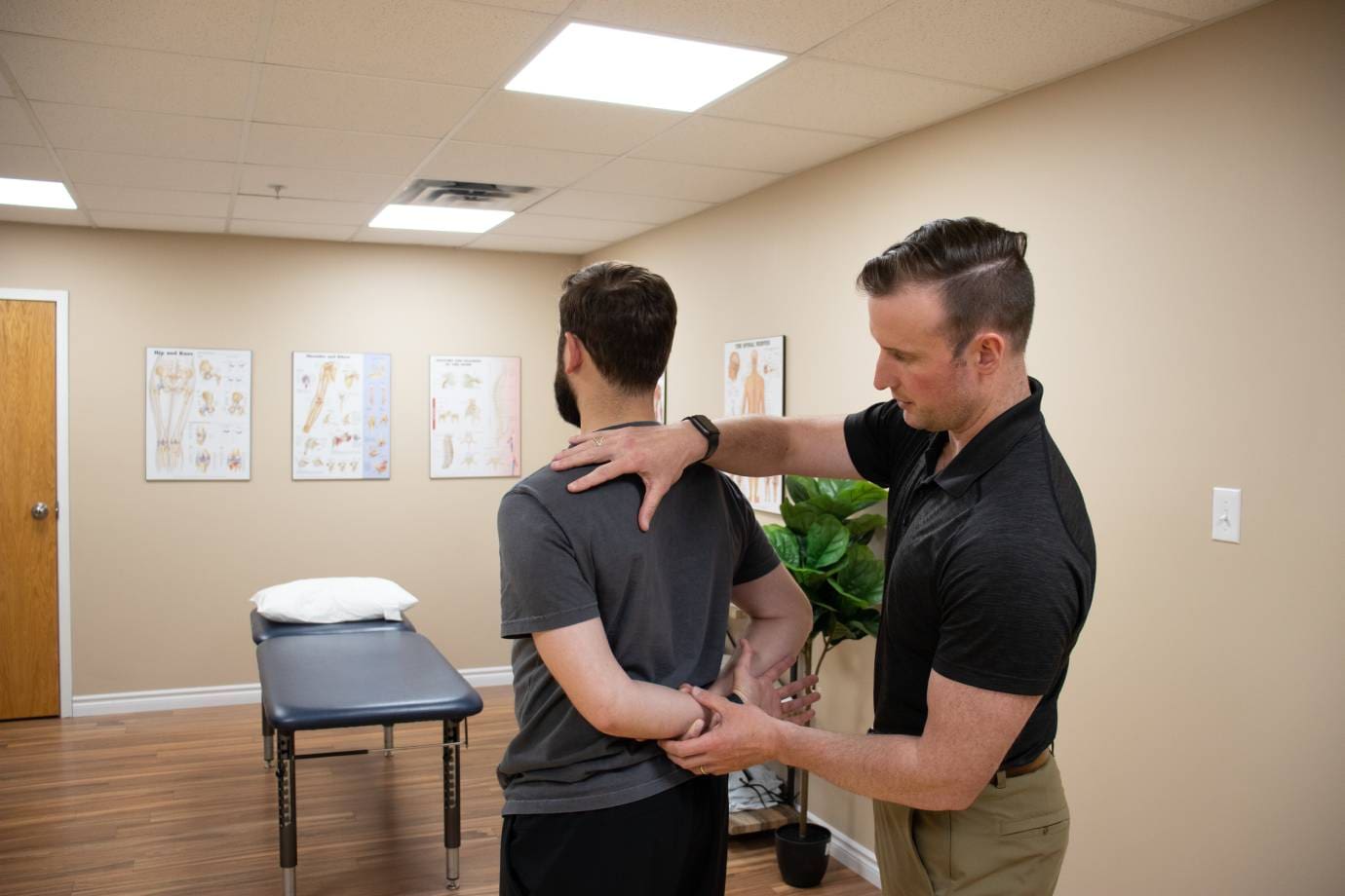 Back Adjustment Using Physiotherapy